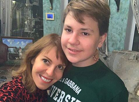Звезда 90-х Наталья Штурм призналась, что давно не видела своего сына