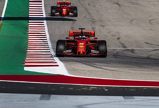 Льюис Хэмилтон: Директива FIA ударила по Ferrari