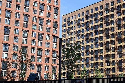 Юрист предупредил россиян о ловушках при дарении квартиры