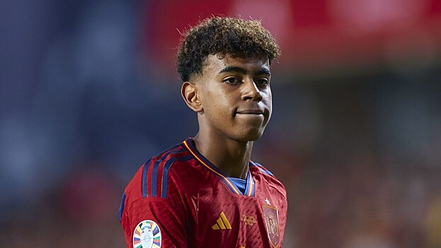 16-летний игрок «Барселоны» высказался об овациях в свой адрес на стадионе «Реала»