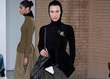 Белла Хадид впервые за долгое время вышла на подиум во время Недели моды в Нью-Йорке