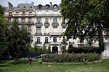 Роскошную квартиру миллионера-педофила продали со скидкой в Париже
