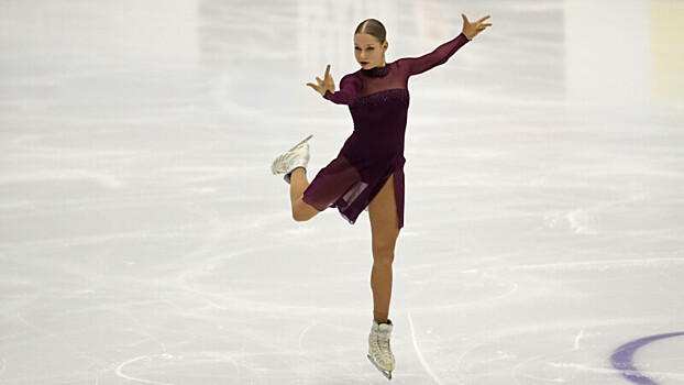 Фигуристка Морозова вышла на лед после операции, сообщила тренер спортсменки