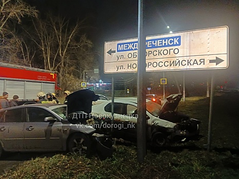 Очевидцы сообщили о гибели пассажирки такси в ДТП в Новокузнецке