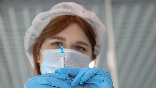 В поездку безопасно: какие прививки стоит сделать перед путешествием