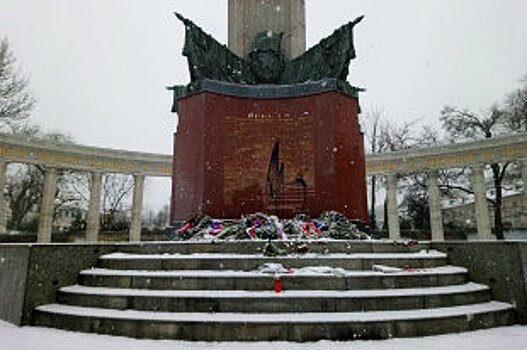 Россия примет ответные меры в защиту памятников русским воинам