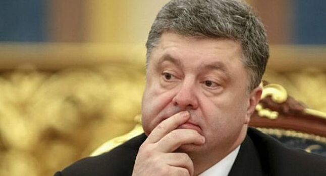 Порошенко обвинили в отмывании $300 млн