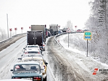Десятки большегрузов встали на трассе «Байкал»: что произошло