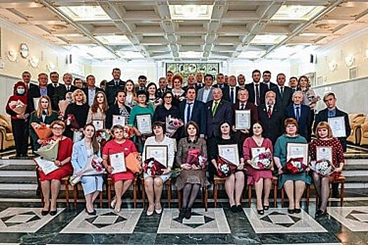 В Хабаровском крае наградили лидеров экологического движения региона