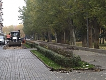 На Аллее Героев в Волгограде заменят тротуарную плитку