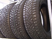 Контрабандную партию шин в Новосибирске изъяли и отправили военным на СВО