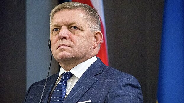 Польша приняла решение по пролету самолета Фицо в Москву