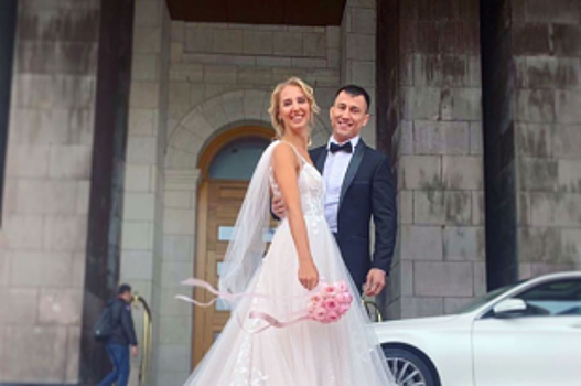 Новосибирский греко-римский борец Роман Власов женился на чемпионке мира