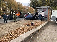 Водитель и двое пассажиров Chevrolet пострадали в столкновении в Саратове