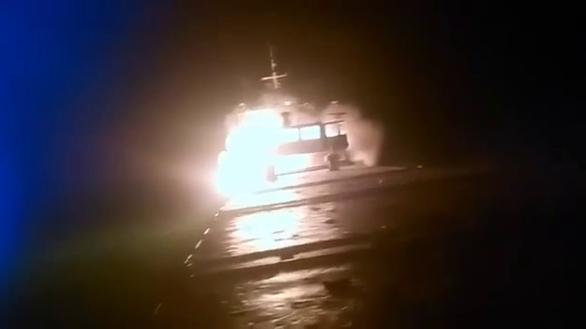 Появились кадры атаки дрона на судно, следовавшее в украинский порт