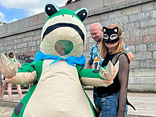 Костюмированный заплыв на сапбордах устроили новосибирцы в честь Дня города