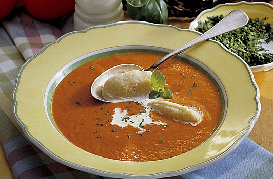 Похмельный суп: семь простых и вкусных рецептов от шеф-повара