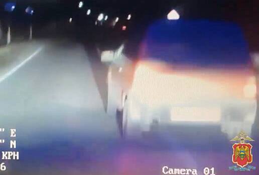 Задержание уходившего от полиции на «Оке» подростка в российском регионе попало на видео