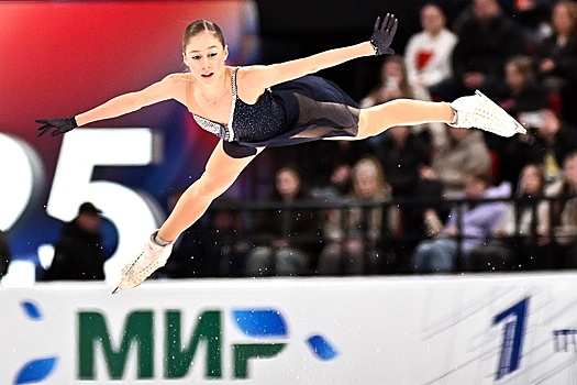 Алина Горбачева лидирует после короткой программы на Гран-при в Омске