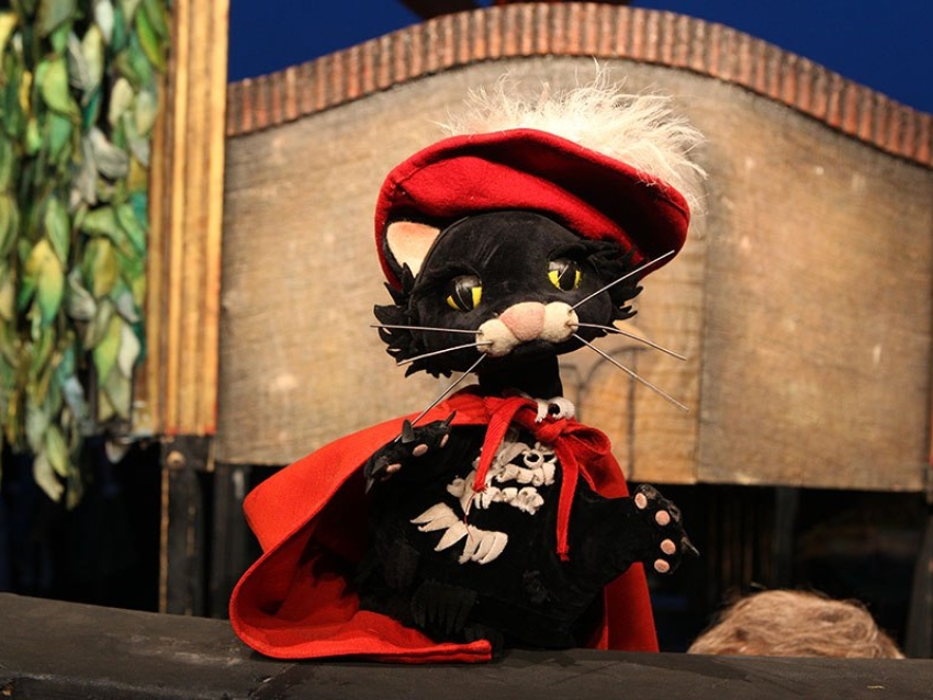 Легендарный театр Сергея Образцова приедет в Читу с «Котом в сапогах»