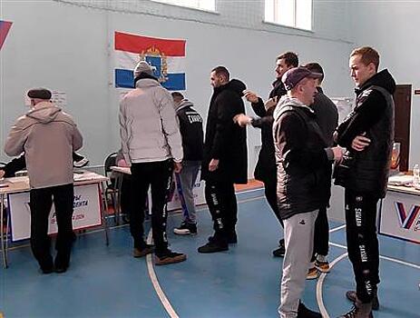 Всей командой: игроки БК "Самара" проголосовали на выборах президента России