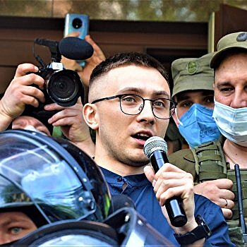 «Общество» против. Эксперт объяснил, почему власть не посадит Стерненко