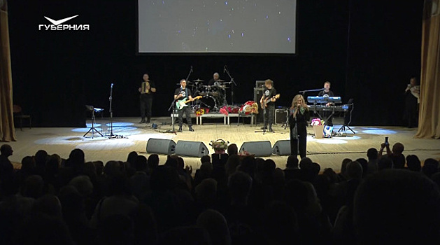 В Самаре прошел благотворительный концерт легенды русского шансона Вики Цыгановой