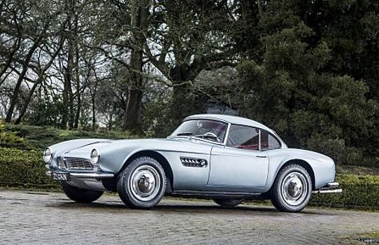 Раритетный BMW 507 ждет своего покупателя