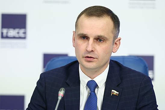 Депутат Леонов заявил, что дети и подростки не курят сигареты