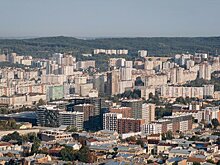 Flightradar24: неопознанный летающий объект кружит над Львовом почти три часа