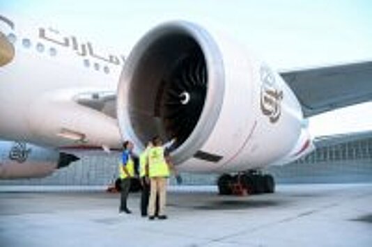Emirates испытала биотопливо для самолета Boeing 777-300ER