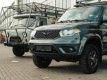 Отряду «БАРС-Курск» завод «УАЗ» передал два автомобиля