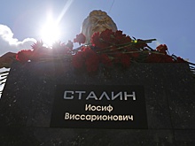 Новосибирцы изготовили бюст Сталина за личные средства