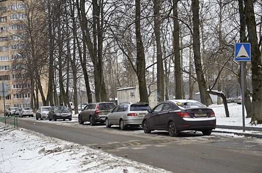 Около десяти парковок отремонтировали в Роговском с начала года