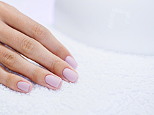 Признаки проблем со здоровьем, которые можно узнать по ногтям