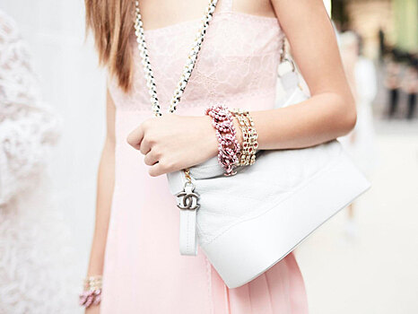Как будет выглядеть новая it bag Chanel?