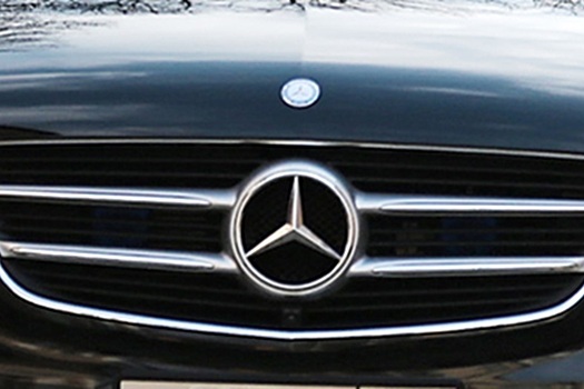 Жена бизнесмена устроила аварию с элитными авто в центре Екатеринбурга