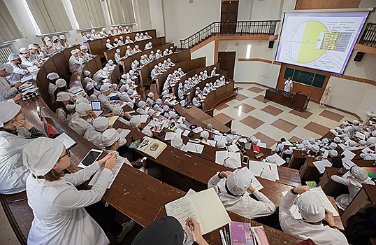 В России могут запретить получать медицинское образование дистанционно