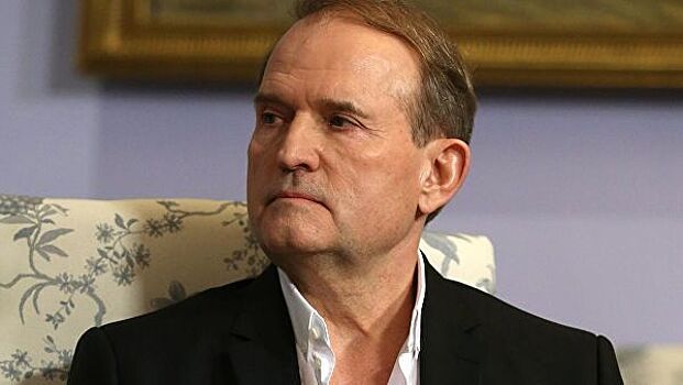 Медведчук объяснил, зачем приехал на ВЭФ