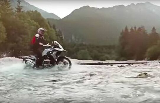BMW GS 1250 R представлен на видео