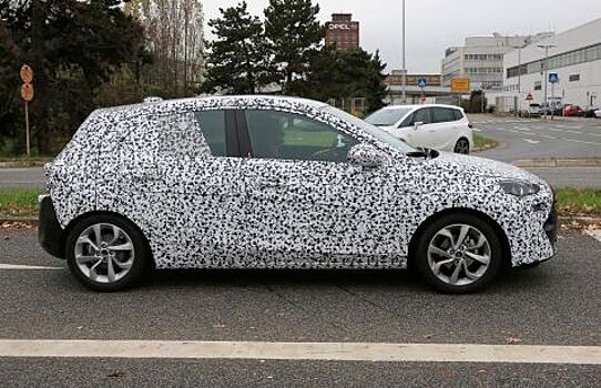 Хэтчбек Opel Corsa нового поколения замечен на тестах
