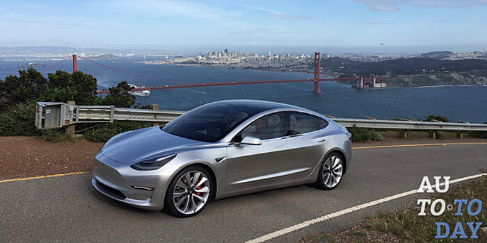 Tesla отговаривает покупателей от своей новинки – компактной Model 3