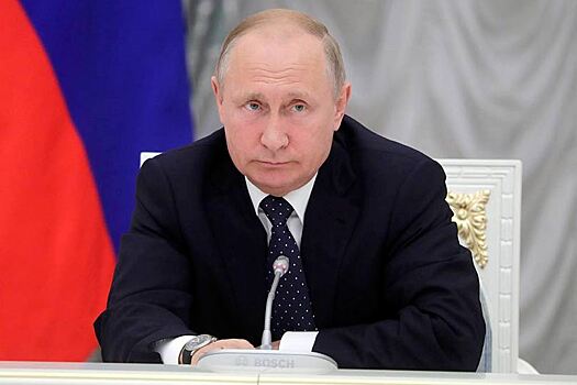 Путин озаботился снижением доходов россиян и решил затронуть этот вопрос 15 января в послании ФС