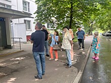 В Теплом Стане проинспектировали территории около домов на ул. Академика Варги