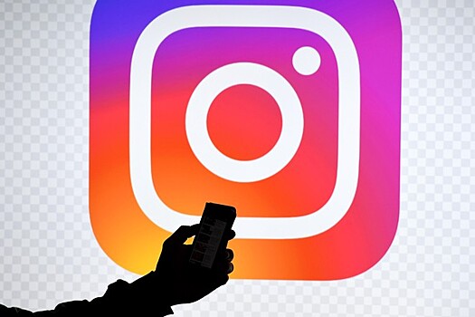 Instagram удалил фейки о коронавирусе