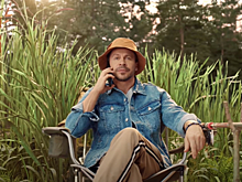 Стройте планы, а дом построит «ТеремЪ»: Павел Деревянко снялся в «ситкоме» о коттедже мечты