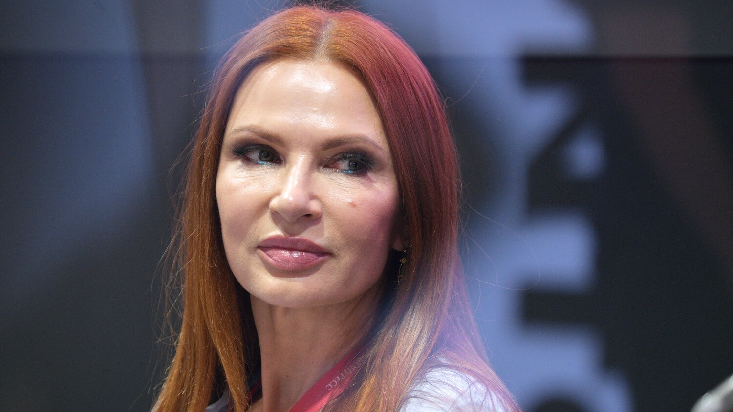 Актриса Эвелина Бледанс попала в ДТП по пути в Тюмень