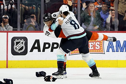 «Это было потрясающе, я не ожидал такого». Кэм Йорк — о драке Гребёнкина