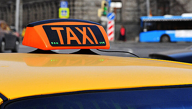 Камеры в салоне такси будут дисциплинировать водителя, заявил адвокат