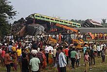 Премьер Индии пообещал без пощады наказать виновных в крушении поездов